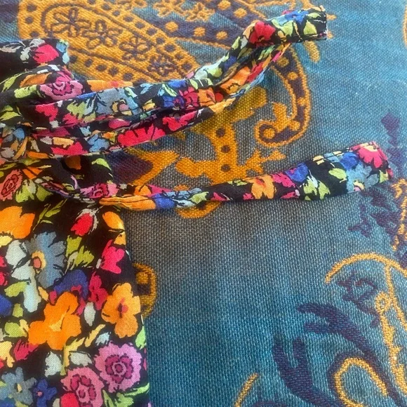 Wild Fable M mini floral skirt 🌻 - Picture 5 of 5